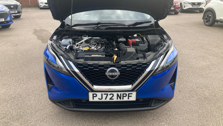 Nissan Qashqai 1.3 DiG-T MH N-Connecta 5dr Petrol Hatchback